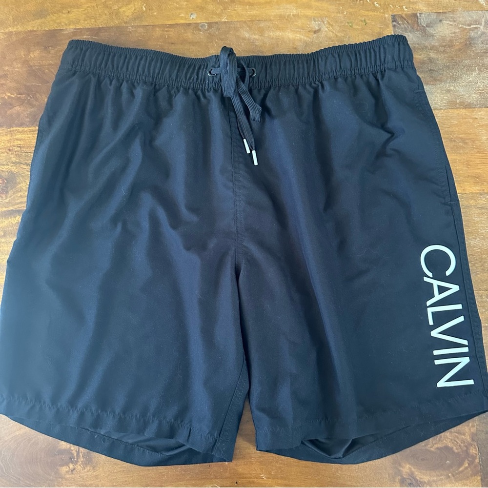 Calvin Klein black swim trunks board shorts men’s size XL